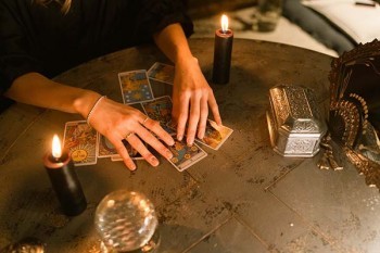 新華保險尊尚人生交滿期可取嗎？實際投保案例分析