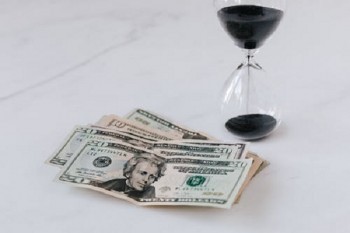 信用卡逾期幾天不算逾期？逾期不給減免怎么辦？