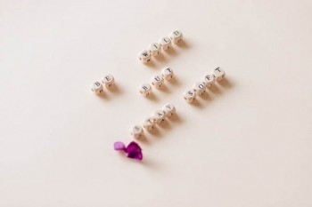 乳腺結(jié)節(jié)可以投保的百萬醫(yī)療有什么？如何選擇百萬醫(yī)療險？