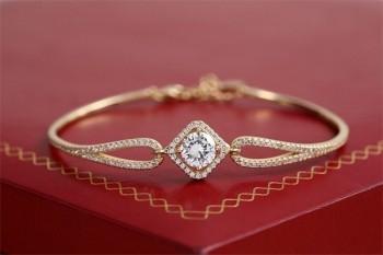 網(wǎng)上的水滴百萬醫(yī)療保險是真的嗎？要投保多少年？