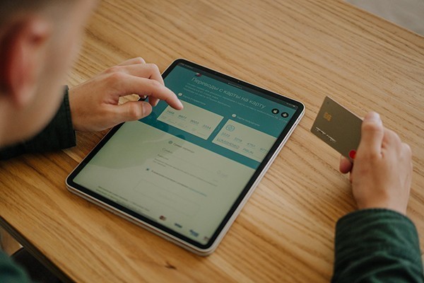 信用卡怎么和銀行談停息掛賬？不良信用多久可以恢復？