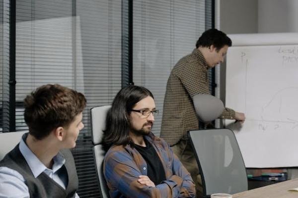 社保交多少年可以退休？包含哪幾種保險？