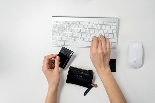 銀行的終身壽險(xiǎn)值得買嗎？適合哪些人群投保？