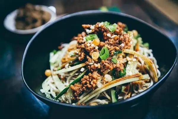 好醫(yī)保長期醫(yī)療20年有哪些優(yōu)點(diǎn)？和6年區(qū)別是什么？