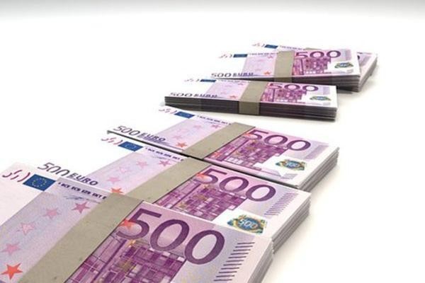 白條借1000利息多少？借1000逾期一年記錄可以消除嗎