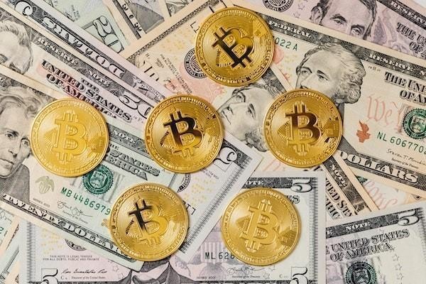 信用卡逾期銀行問資金用途怎么回答？逾期不還會怎么樣