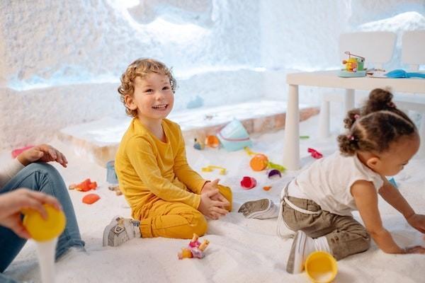 小孩門診可以報銷的保險有哪些？怎么報銷？