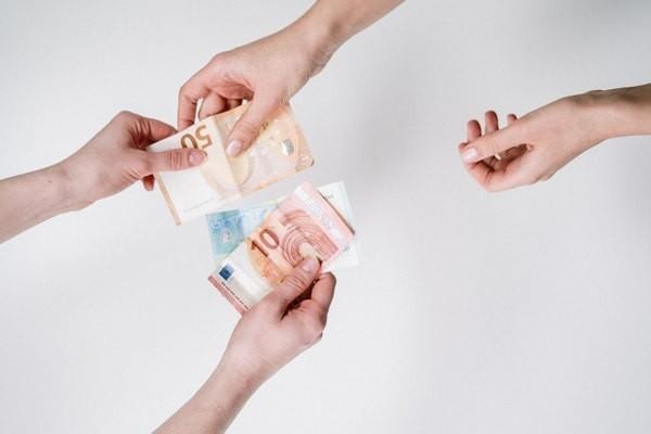 京東白條莫名其妙欠費(fèi)怎么回事？可以用微信還款嗎