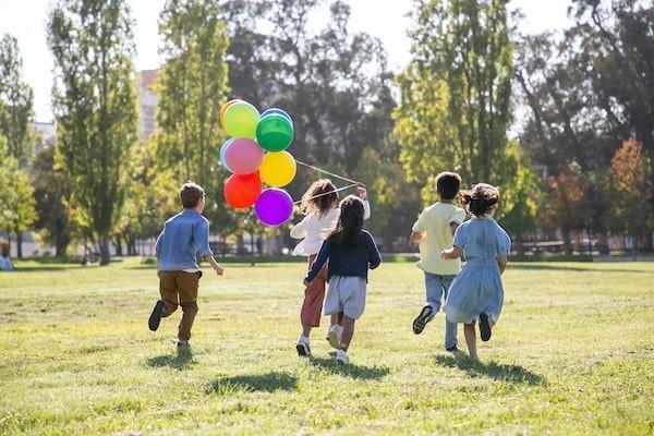 學生保險報銷在哪里報？報銷多少錢？