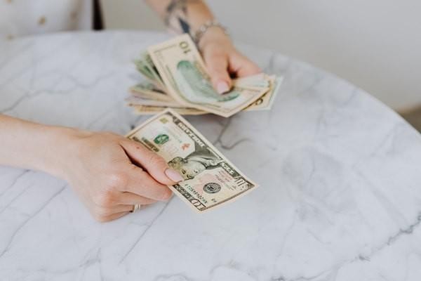 微粒貸逾期協(xié)商還本金能不能成功？逾期協(xié)商還款影響微信使用嗎