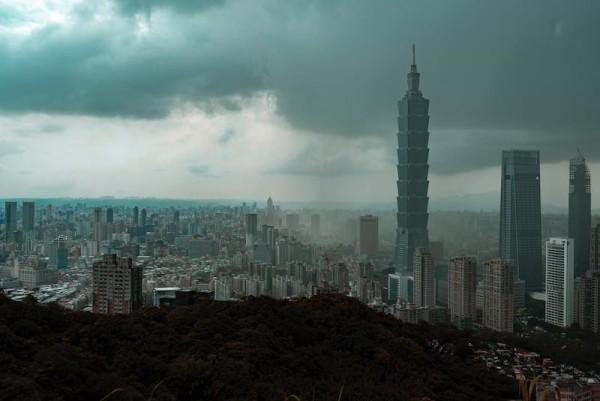 47歲才開始交五險(xiǎn)一金劃算嗎？自己要交多少錢？
