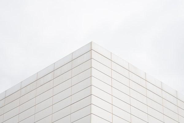 摔骨折了意外險能賠多少？流程包括哪些？
