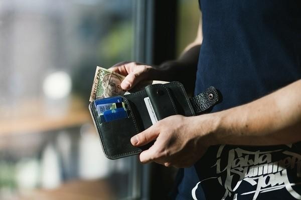 招商銀行信用卡如何協(xié)商個性化分期，被凍結(jié)怎么解凍