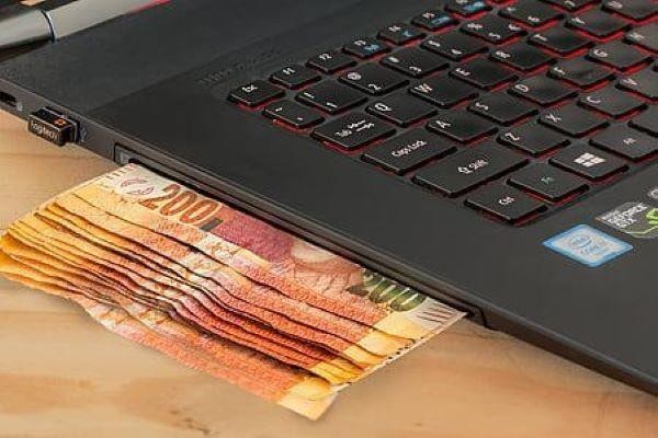 中信銀行免息分期怎么還款，就變成呆賬了嗎