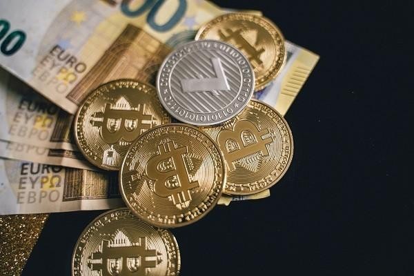 金條欠款會(huì)影響信用卡的正常使用嗎，怎么協(xié)商