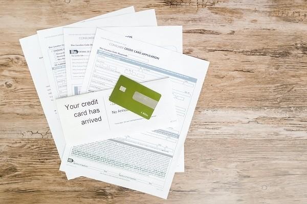 中行信用卡逾期被銀行訴訟了怎么辦，會(huì)坐牢嗎