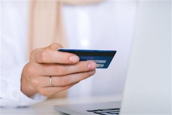 招商銀行信用卡上門催收怎么辦，逾期怎么協(xié)商償還