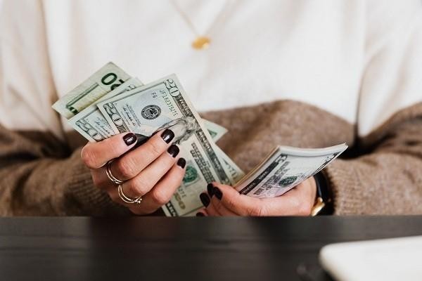農(nóng)行信用卡逾期停息還本怎么操作，要什么材料