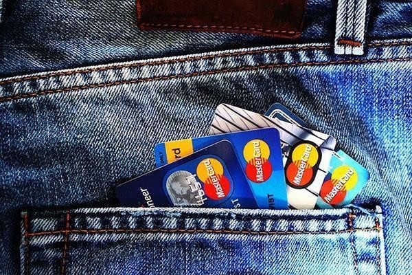招商銀行信用卡逾期還款后被?？嗽趺崔k，協(xié)商流程有哪些