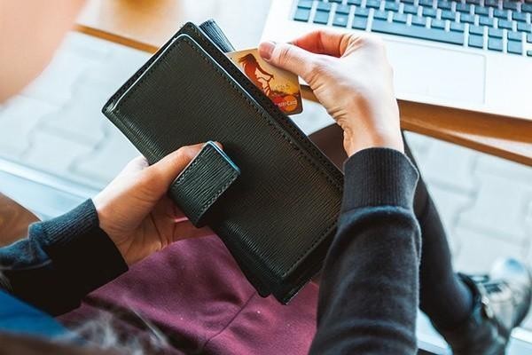 信用卡有逾期怎么補救，個人信用有逾期信用卡會降額嗎
