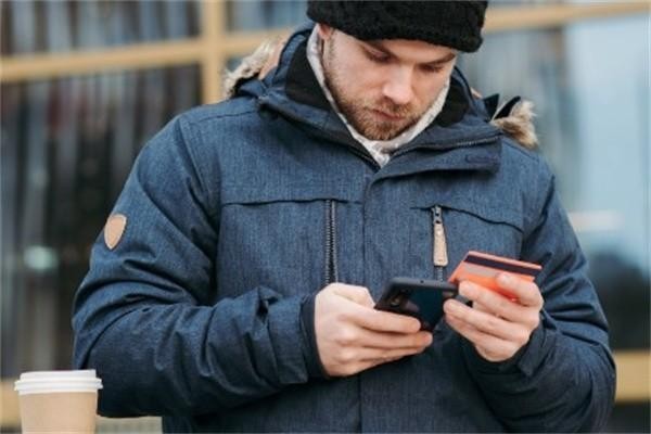 農(nóng)行信用卡逾期兩天收取了滯納金申請(qǐng)不退換該怎么辦，利息多少呢